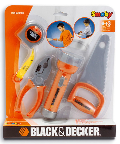 Набор инструментов Black & Decker с фонариком